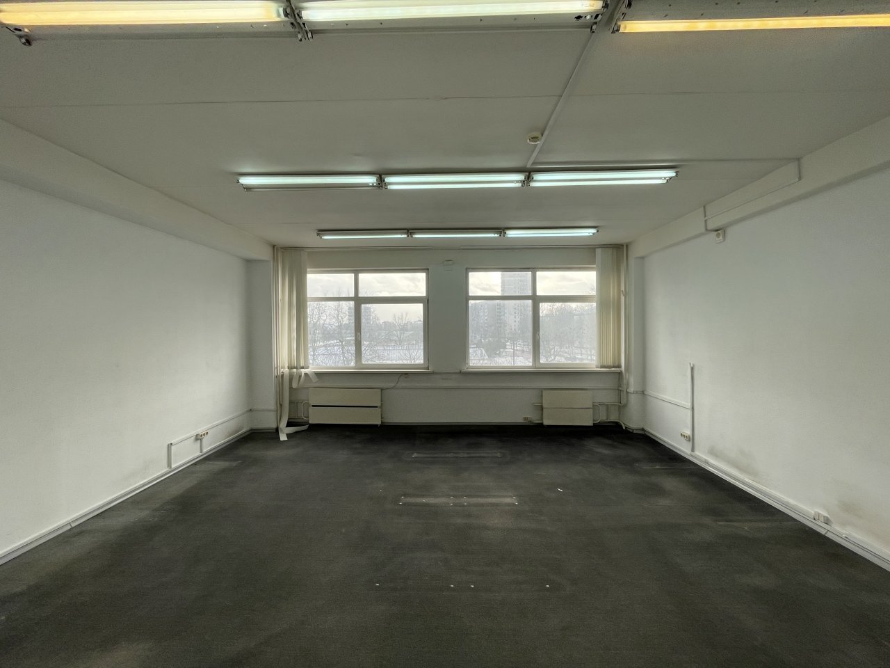 ул. Платонова, 22 (помещение 401)