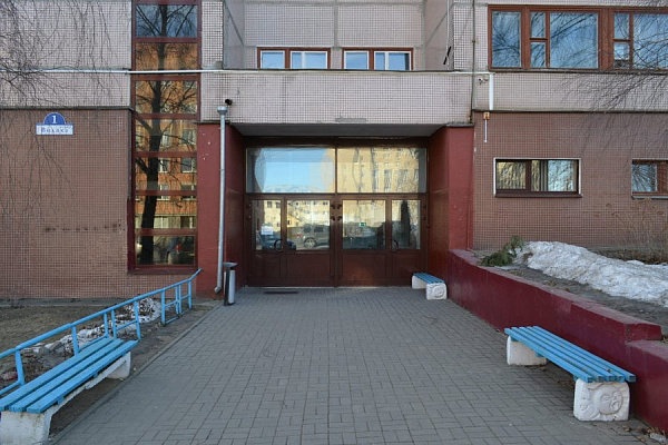 ул. Волоха, 1, Московский район