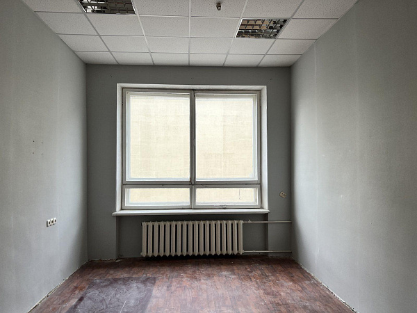ул. Хмельницкого, 8 (блок помещений 401)