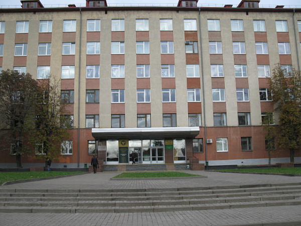 ул. Космонавтов, 19, Ленинский район